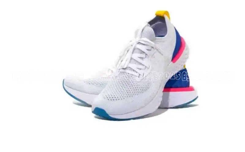 时尚的春季宣言：新款女运动鞋2025的革命之旅